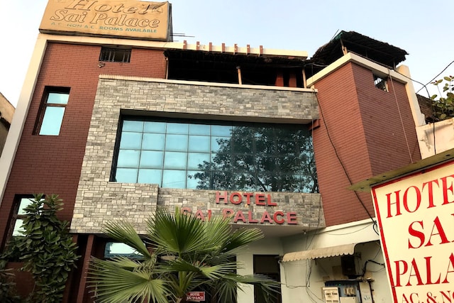Oyo 23551 Sai Palace