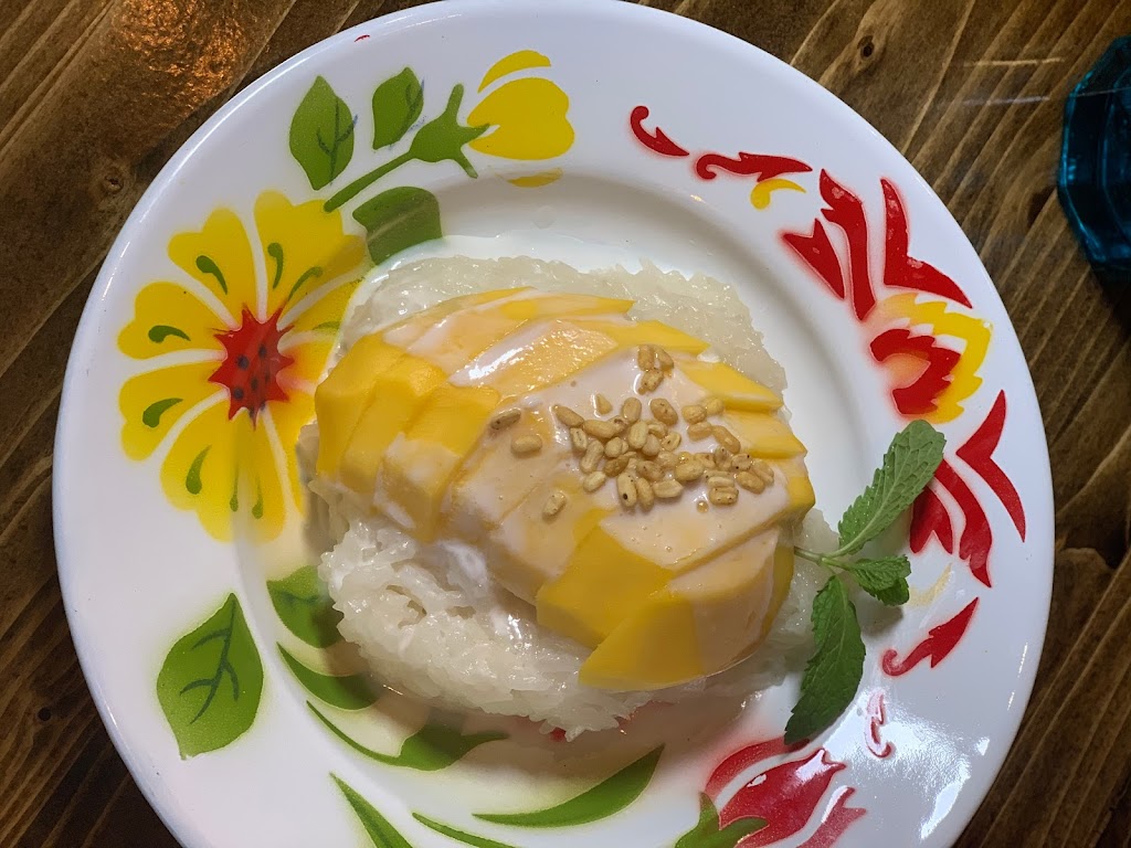 D E Thai Kitchen