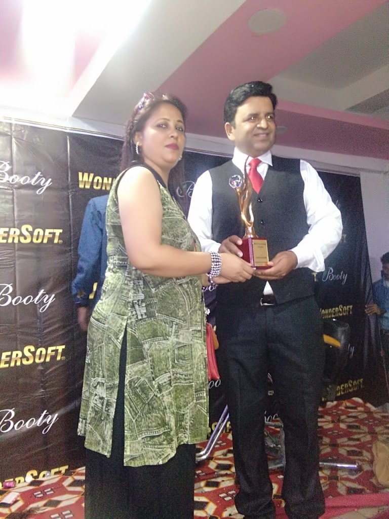 Sara Beauty Salon Unisex