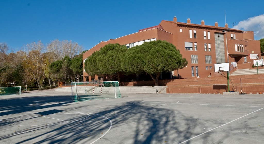 Colegio Maria Auxiliadora Majadahonda (Salesianas)