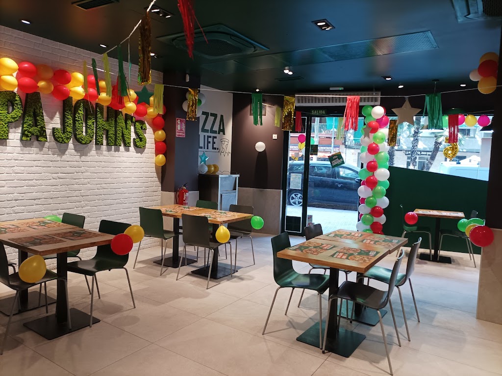 Papa Johns Pizza — Ambiente