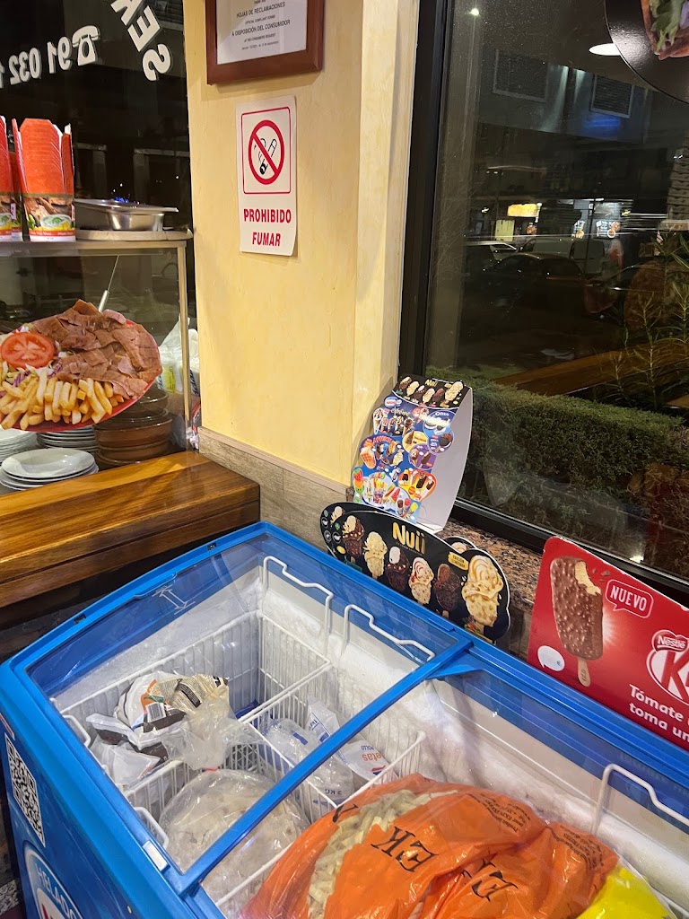 Gran Nemrut Mostoles — Ambiente