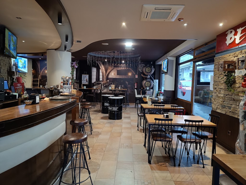 Cerveceria Beos Carballo — Ambiente
