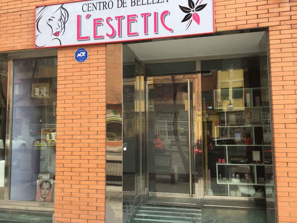 L'estetic Centro de Belleza — Exterior
