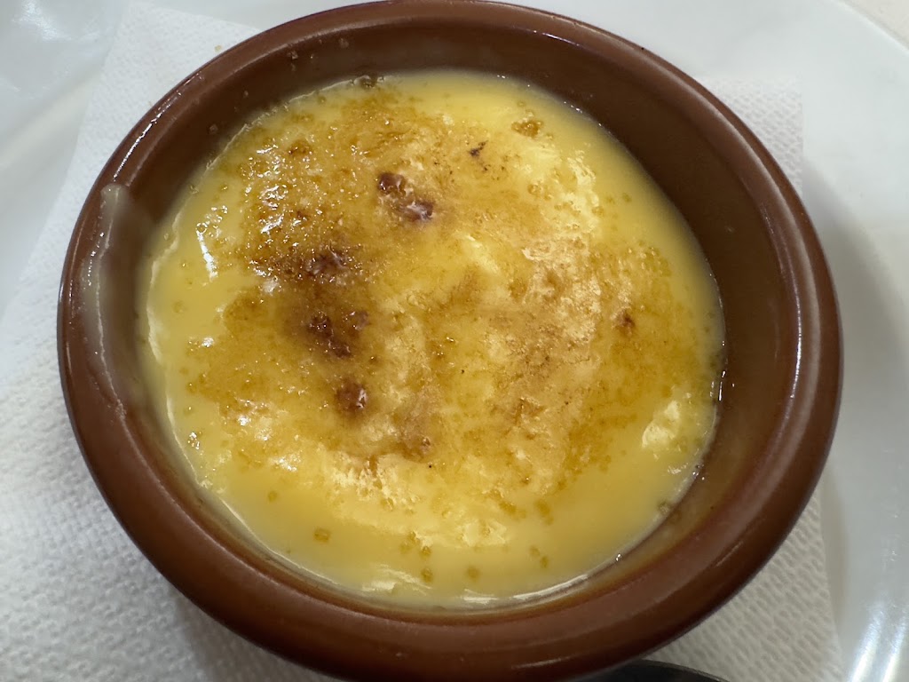 Hostal-Restaurante EL PARADOR DE LOS GALANES. — Comida y bebida
