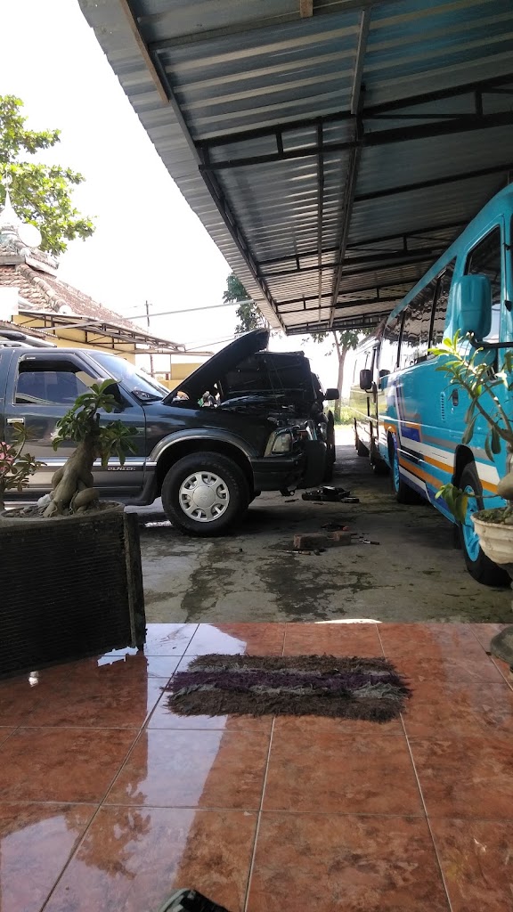 Bengkel Blazer Bojonegoro