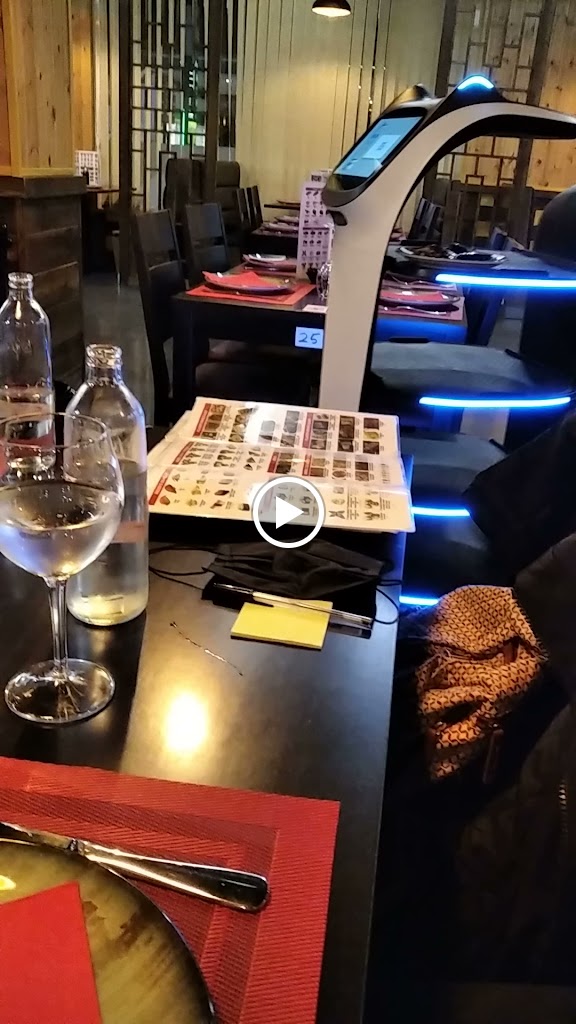 Restaurante Yoake Wang — Videos