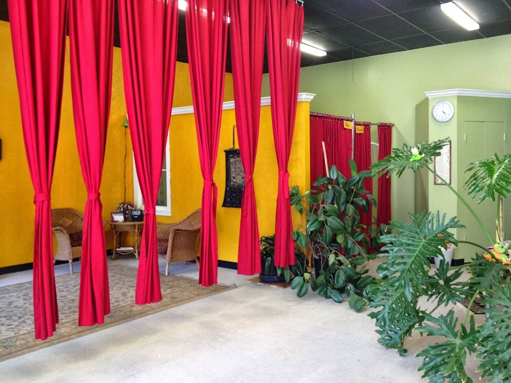  Barefoot Yoga Studio Davis