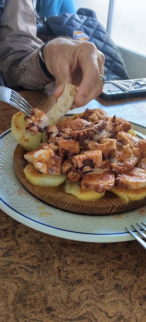 Tapas Variadas — Comida y bebida