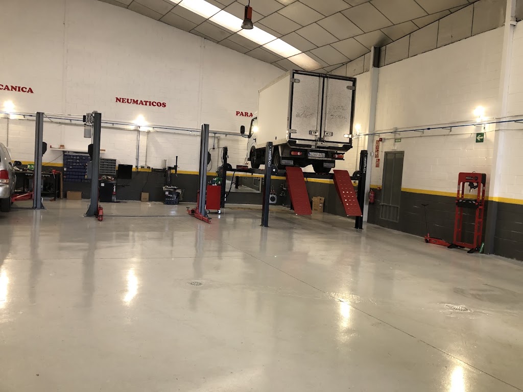 Taller Leganes - Mecanicos Armel — Interior
