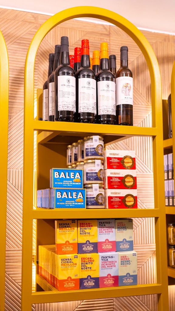 La BarFina Ronda — Ambiente