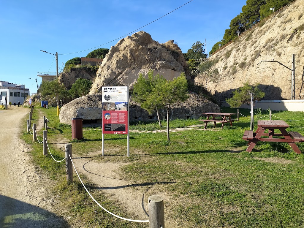 Bunker de la playa del Cavaio