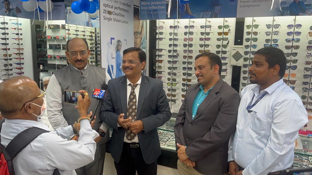 Dilip Vision Care Look Better See Better