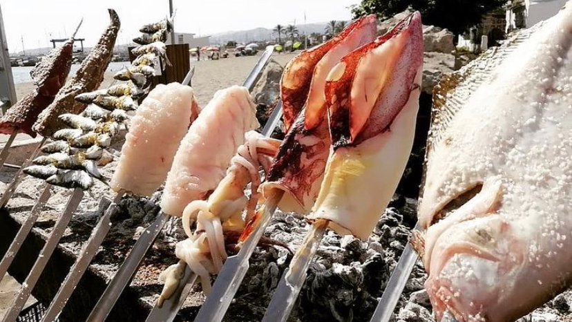 Restaurante El Saladero — Comida y bebida