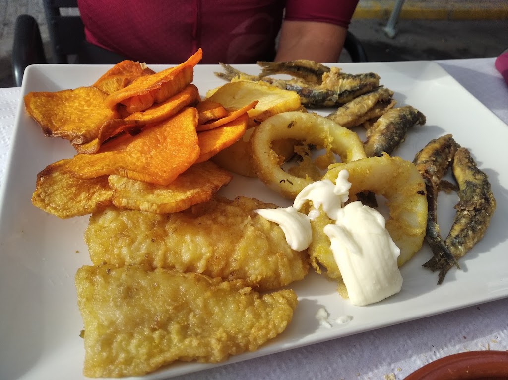 Bocateria Midas — Comida y bebida