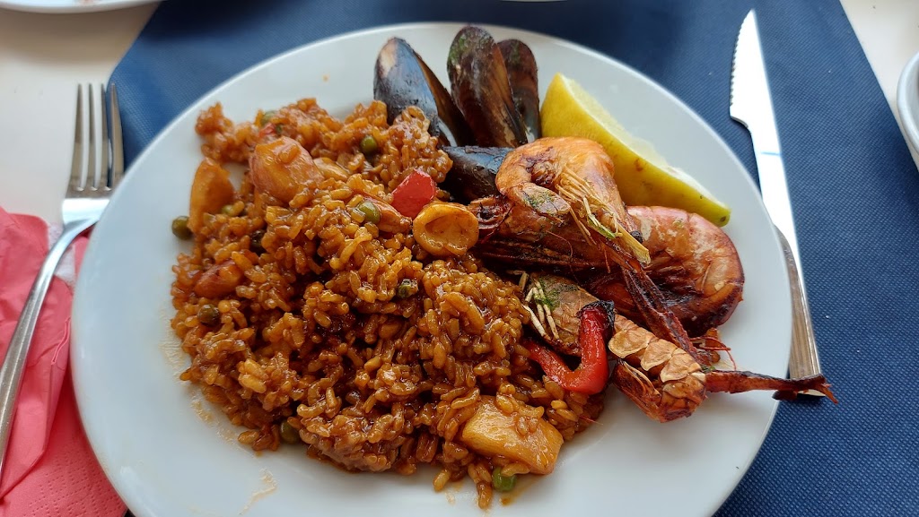 Rostisseria La Cantonada — Paella