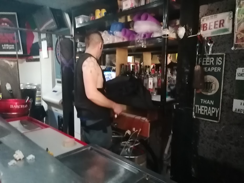 Bar New Genesis — Ambiente