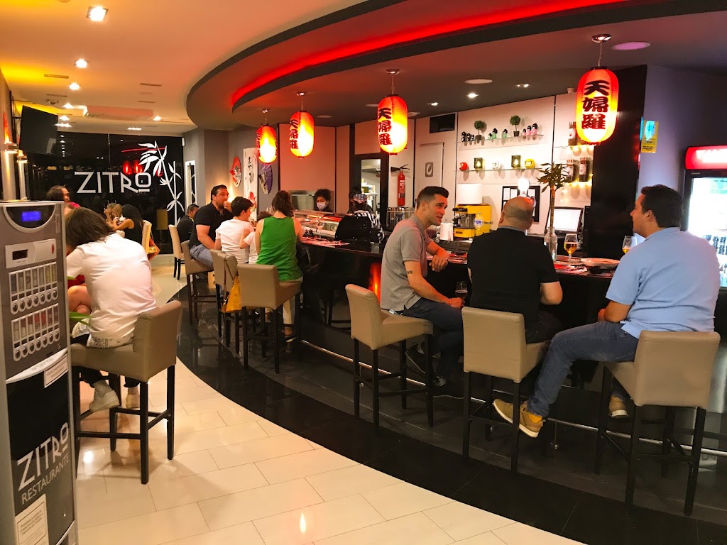 Zitro Sushi Bar — Ambiente