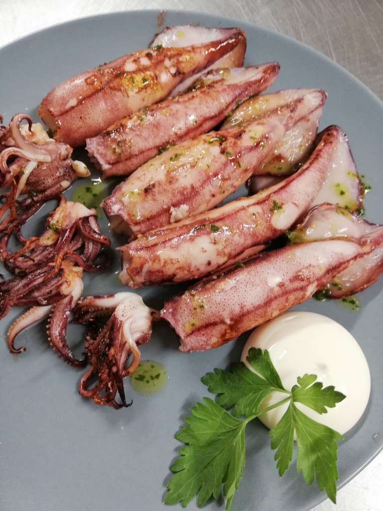habemus beer — Comida y bebida