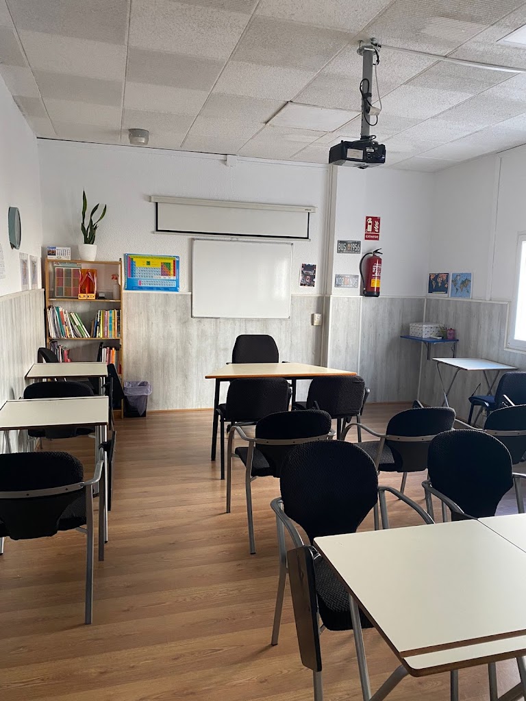 CENTRO DE ESTUDIOS GLOBAL — Del propietario