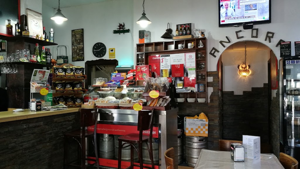 Cerveceria Cafeteria Ancora — Ambiente