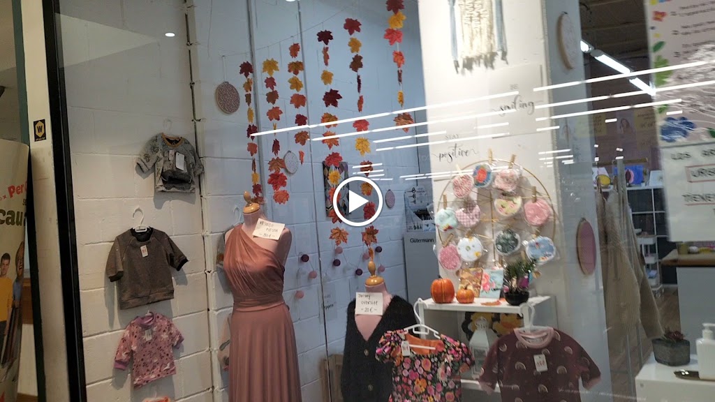 Centro Comercial La Vailet — Interior