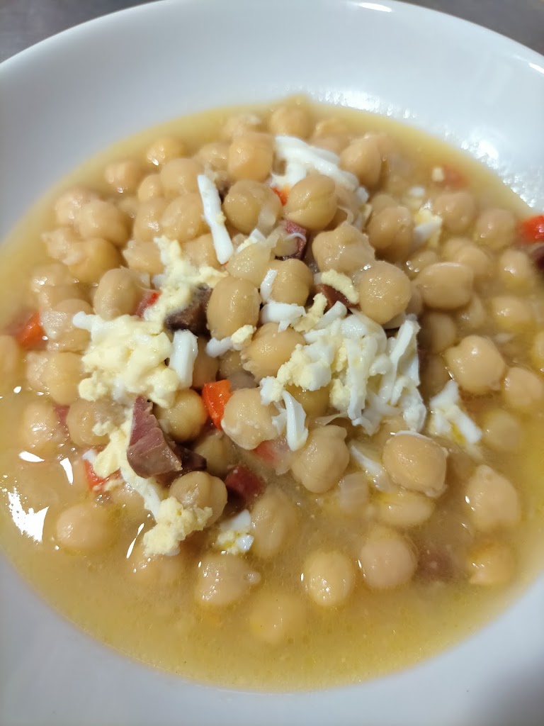 Diesel Cafe Altea — Comida y bebida