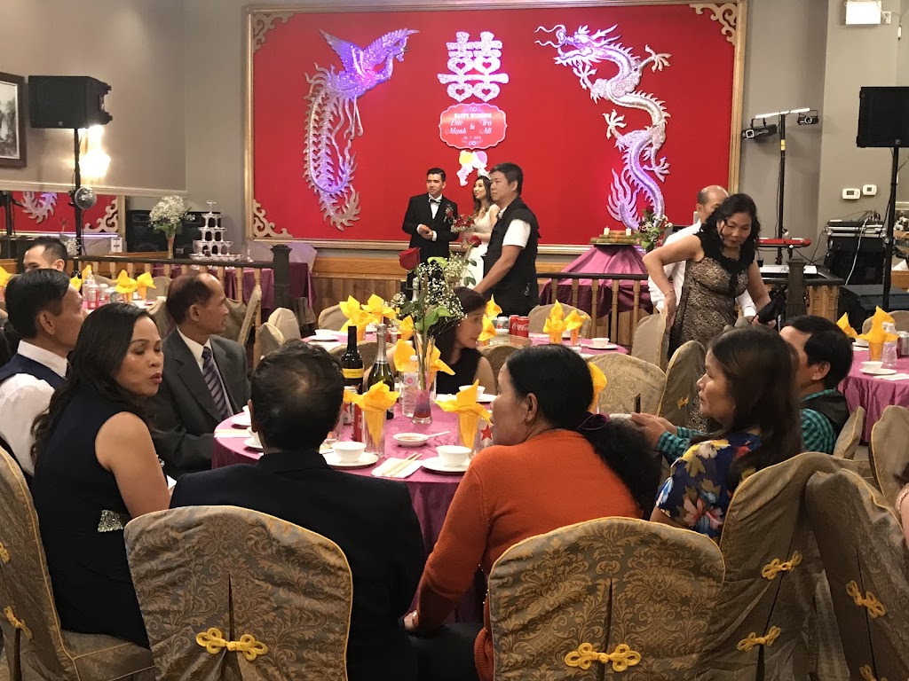 Crystal Dynasty Restaurant in Hamilton