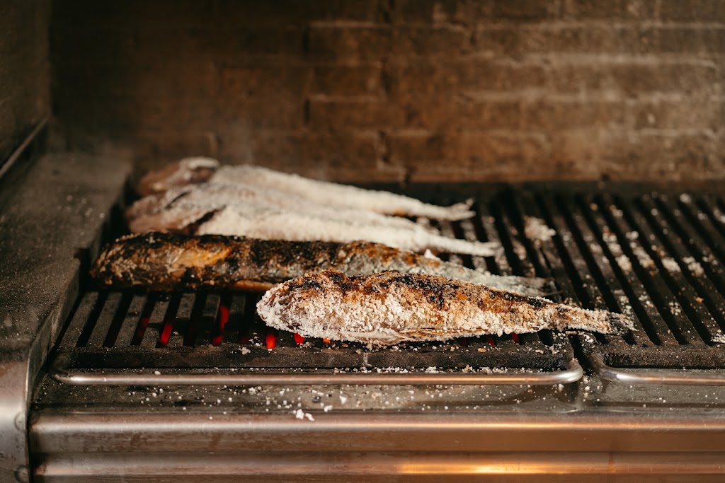 Restaurante Los Corrales — Comida y bebida