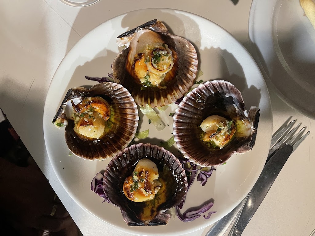 Taberna Jerez — Comida y bebida