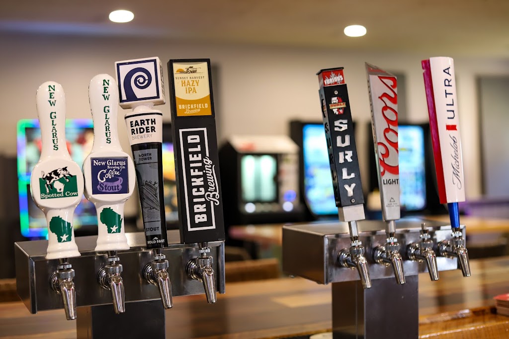  Thirsty Otter Tavern and Resort