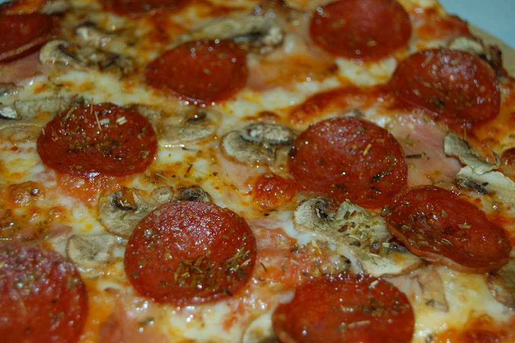 Pizzeria Verdi Bianco — Comida y bebida