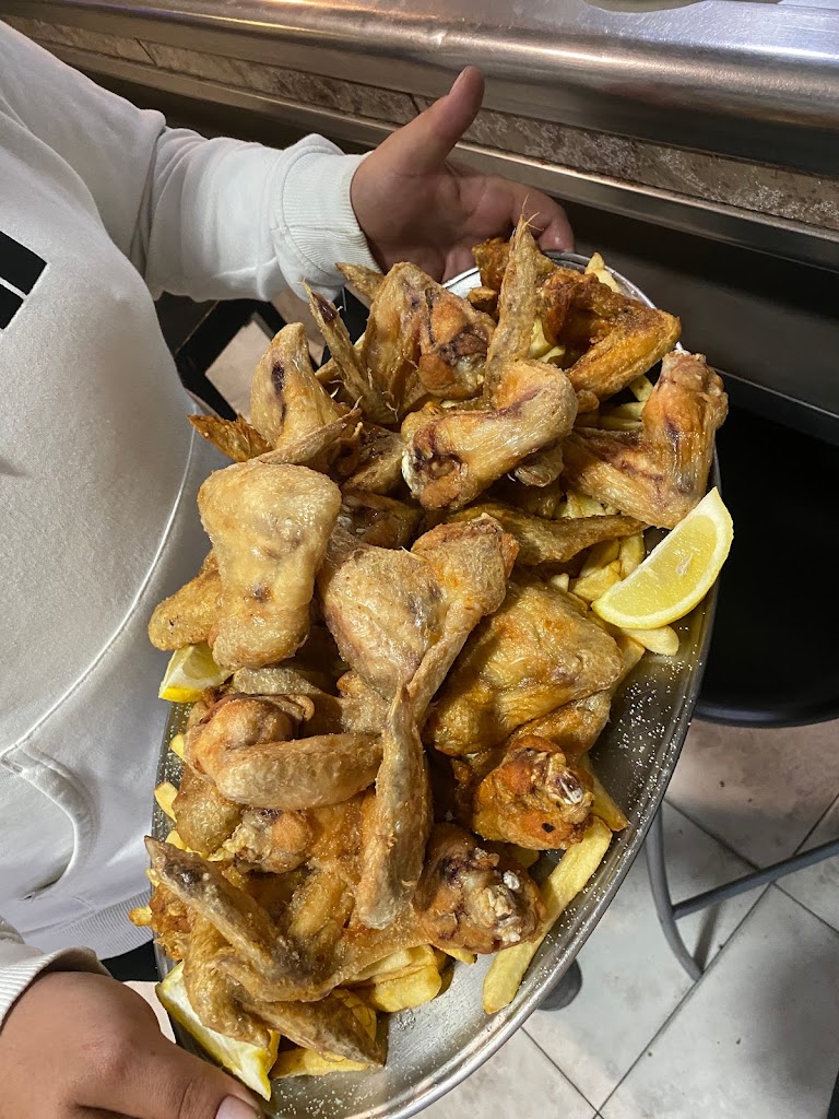 La Isla — Comida y bebida