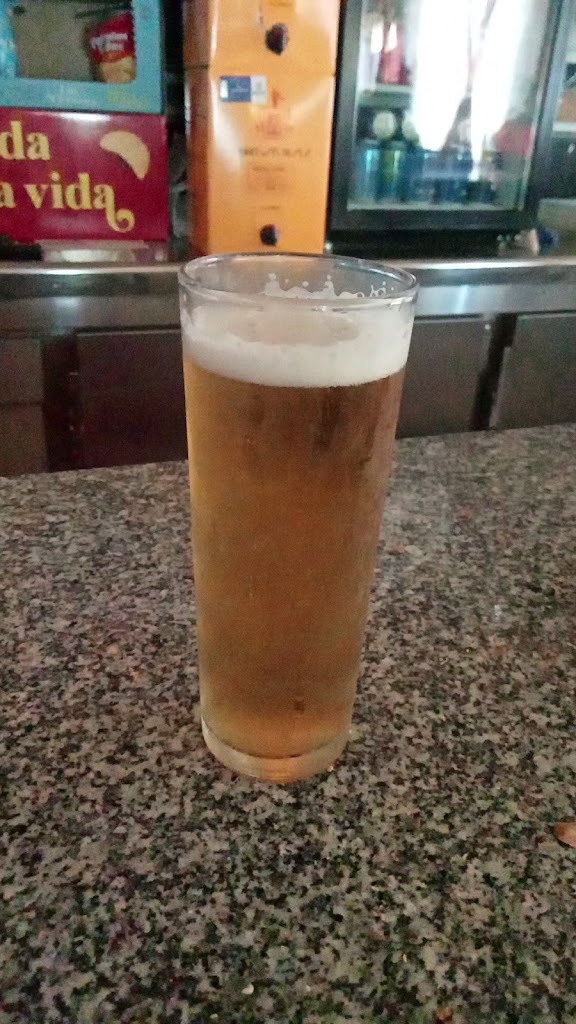 Bar Sardina — Comida y bebida