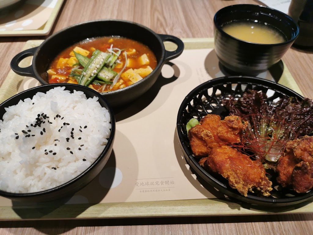 定食8 南門店⎜日式料理 日式海鮮丼專門 台北南門美食⎜爭鮮餐飲集團 的照片
