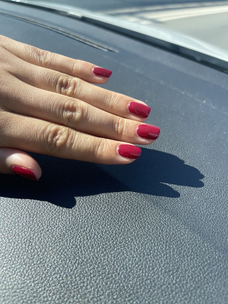 Nails & Women — Manicura