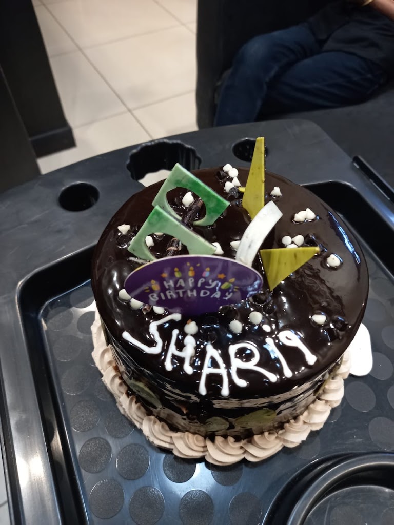 Indivine Salon Best Salon In Moradabad