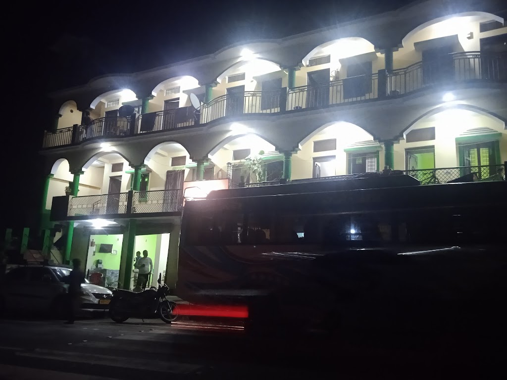 Hotel Nagraja Palace