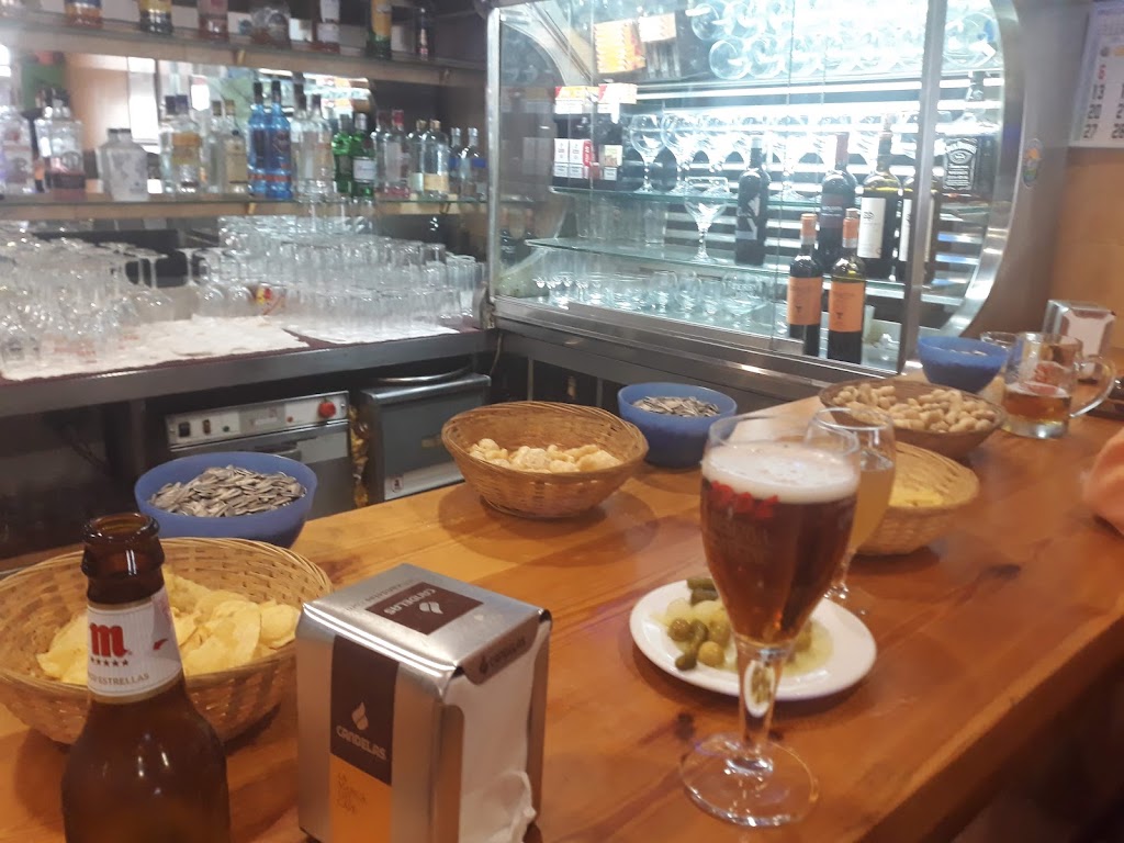 Bar Olga — Comida y bebida