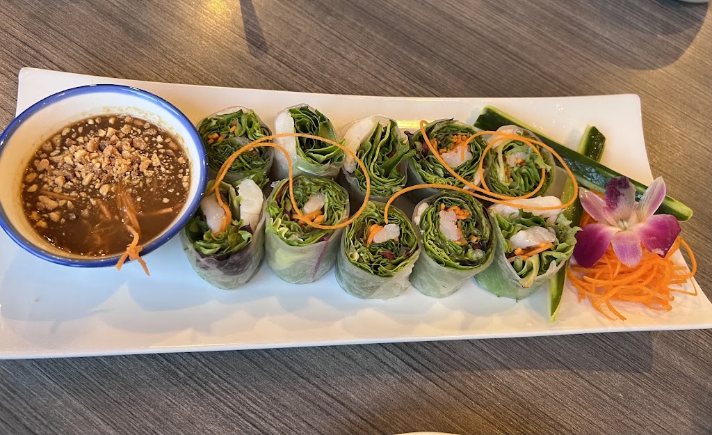 Thai Local Restaurant & Bar