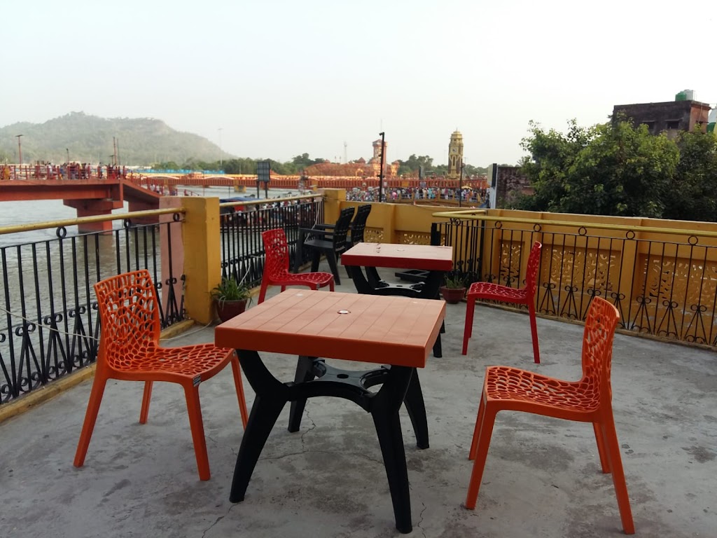 Hotel Brij Lodge