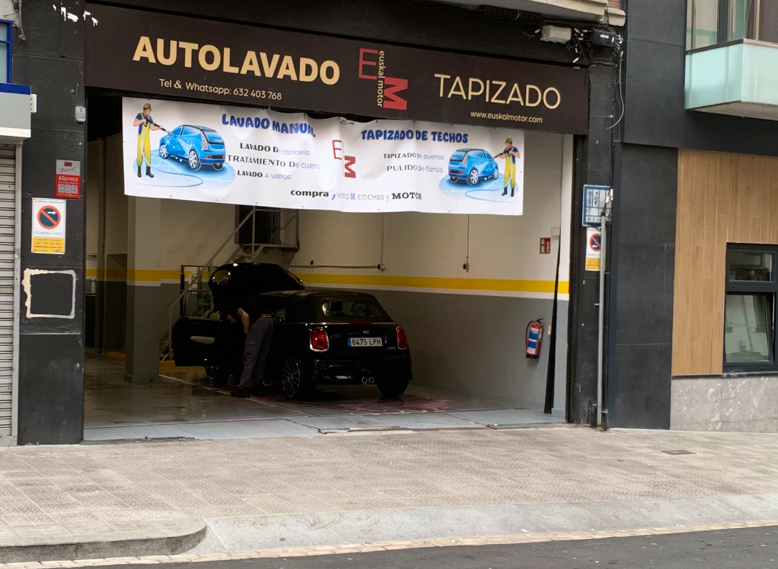 Lavadero de Coches Euskal Motor — Exterior