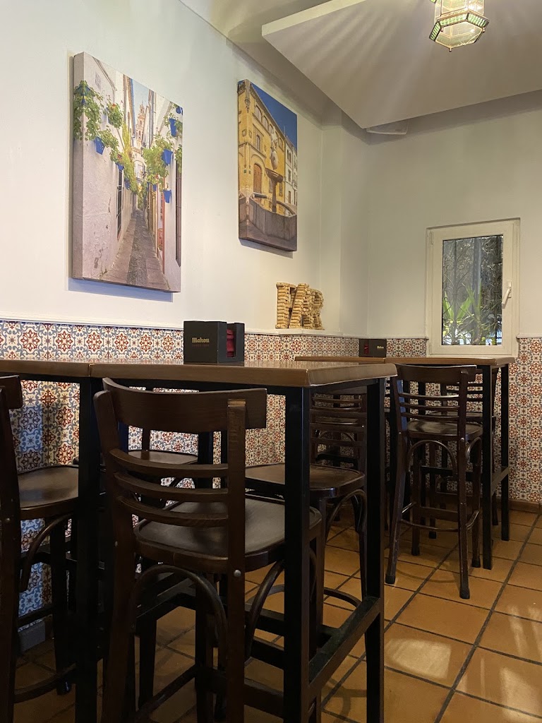 Taberna La Mezquita — Ambiente