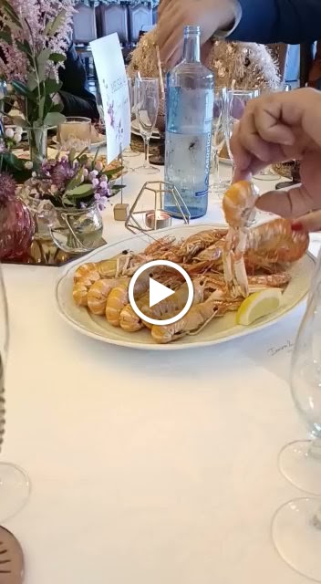 Restaurante Pazo Do Monte — Videos