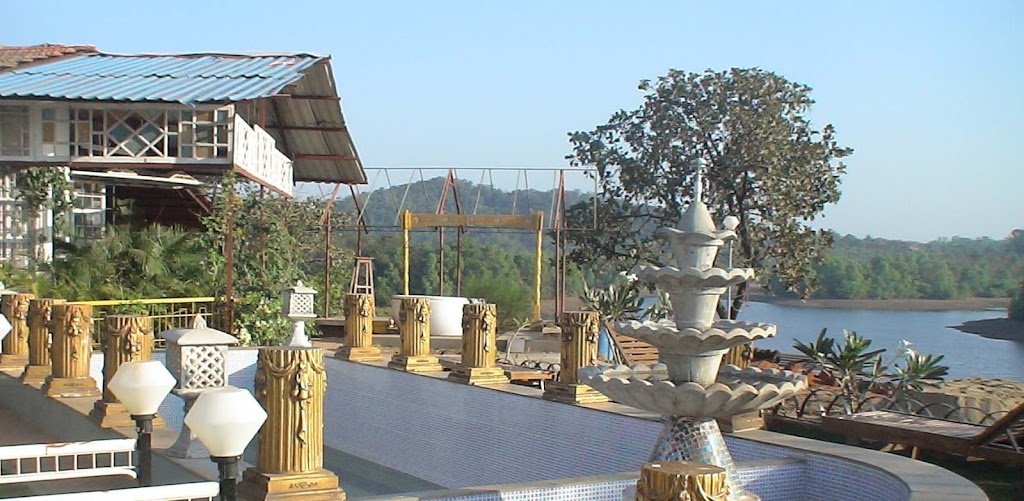 Sona Villa The Lake Chalet Resort