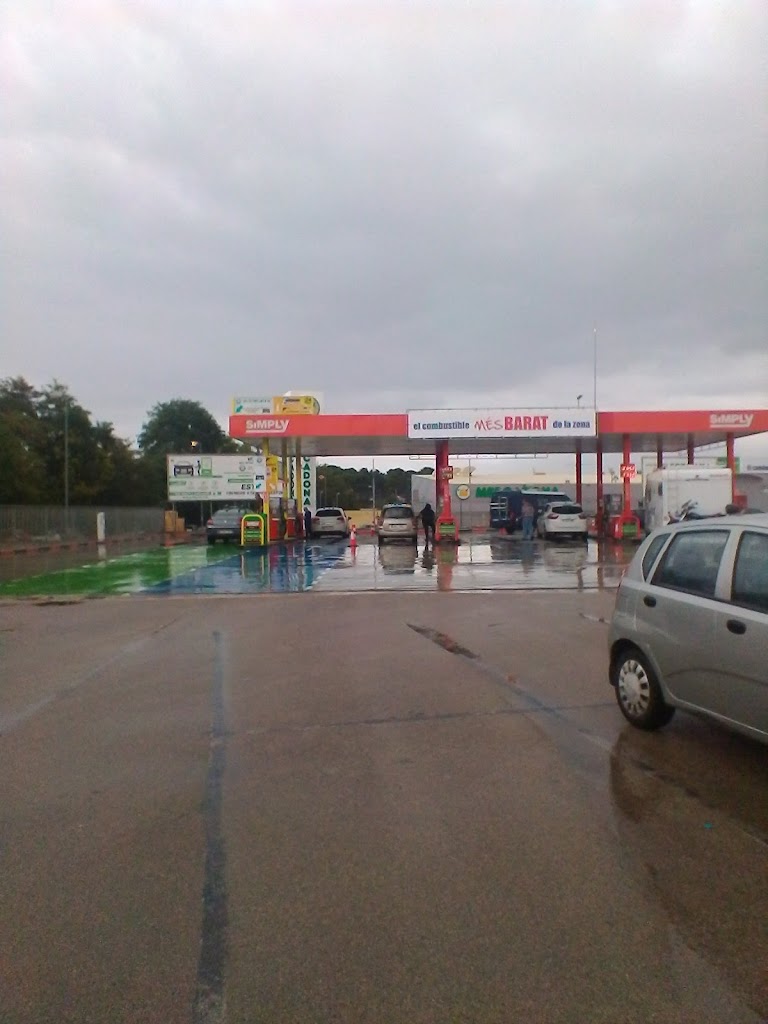 Gasolinera Alcampo — Surtidor de combustible
