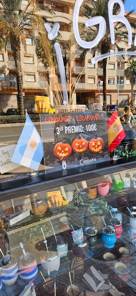 Che Tete. Empanadas Argentinas. — Ambiente