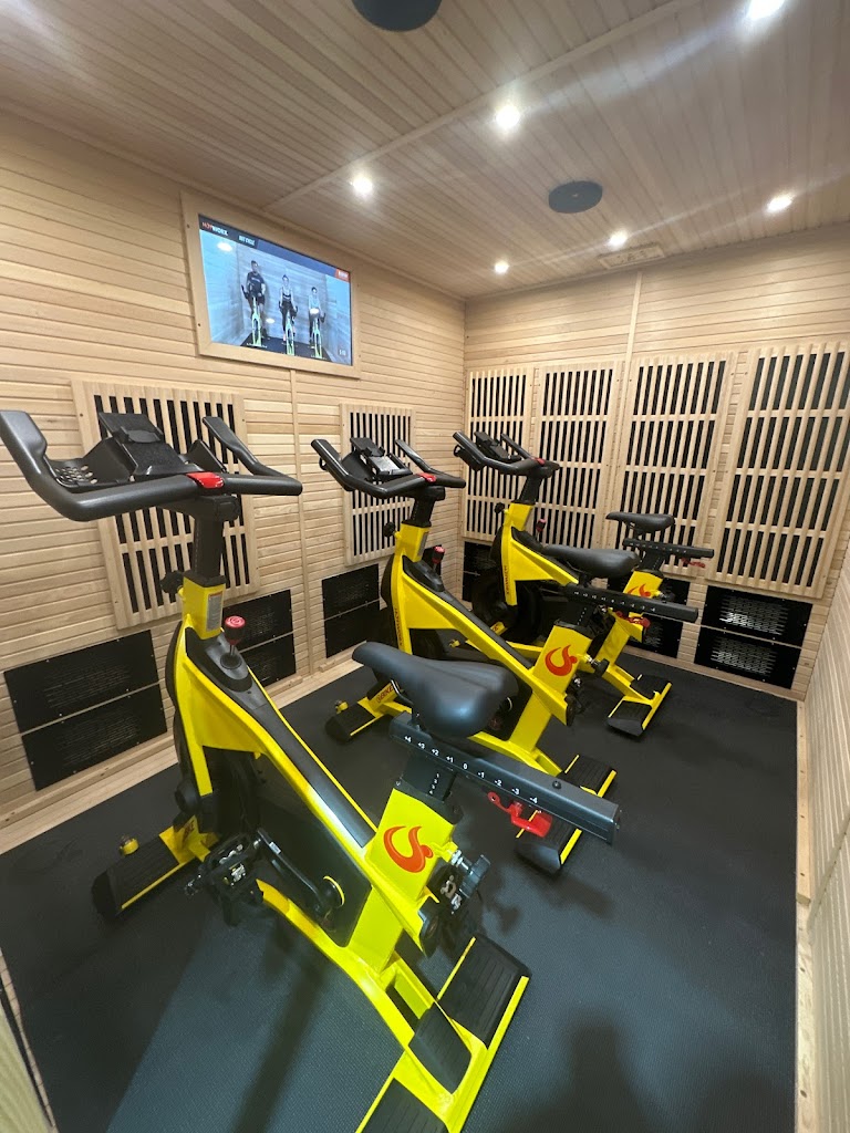  HOTWORX- DALLAS TX, (LOVE FIELD)