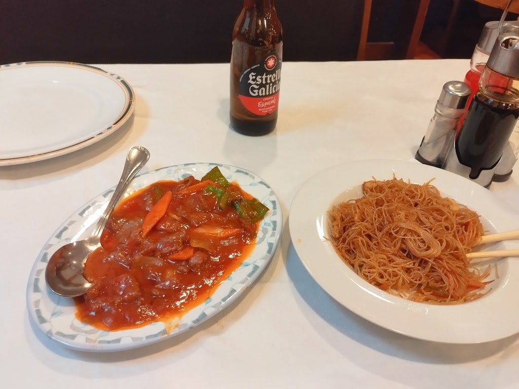 Restaurante yinhe — Comida y bebida