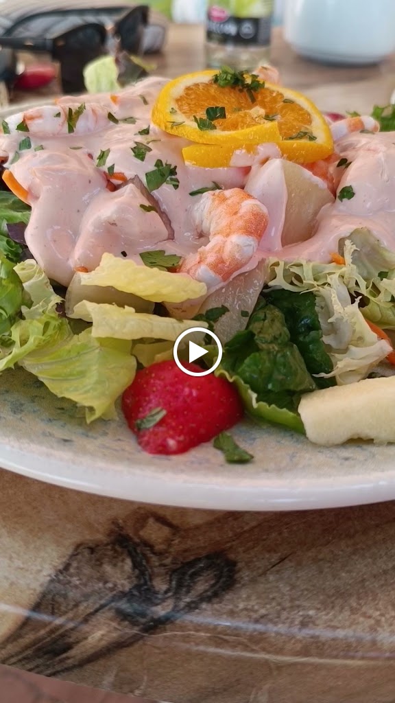 Restaurante Juan Playa — Videos